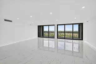 2480 Presidential Way, West Palm Beach, FL 33401 - Photo 6