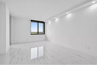 2480 Presidential Way #902, West Palm Beach, FL 33401 - Photo 12