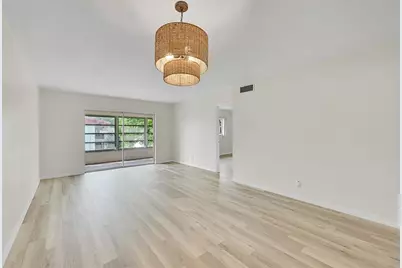 23  Abbey Ln, Unit #202, Delray Beach, FL 33446 - Photo 4