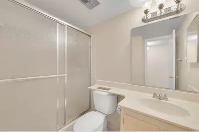 23  Abbey Ln, Unit #202, Delray Beach, FL 33446 - Photo 14