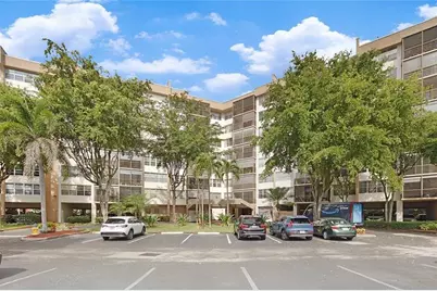 1400  Saint Charles Pl, Unit #616, Pembroke Pines, FL 33026 - Photo 26