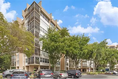 1400  Saint Charles Pl, Unit #616, Pembroke Pines, FL 33026 - Photo 2