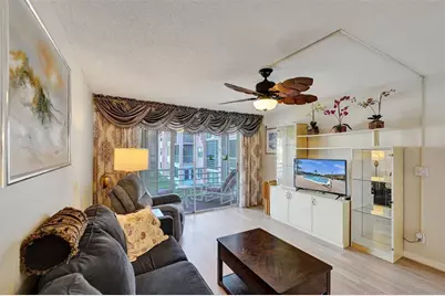 9421  Sunrise Lakes Blvd, Unit #206, Sunrise, FL 33322 - Photo 26