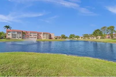 9421  Sunrise Lakes Blvd, Unit #206, Sunrise, FL 33322 - Photo 4