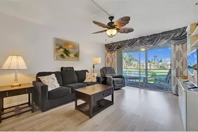 9421  Sunrise Lakes Blvd, Unit #206, Sunrise, FL 33322 - Photo 24