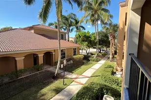 8000 N Nob Hill Rd, Tamarac, FL 33321 - Photo 24