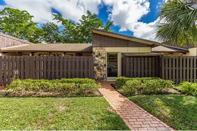 450  Briarwood Cir, Unit #2, Hollywood, FL 33024 - Photo 1