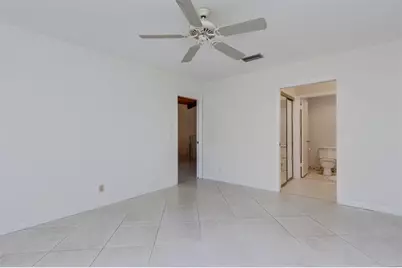 450  Briarwood Cir, Unit #2, Hollywood, FL 33024 - Photo 22