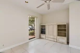 450 Briarwood Cir, Hollywood, FL 33024 - Photo 32