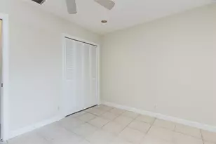 450 Briarwood Cir, Hollywood, FL 33024 - Photo 30