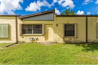 450  Briarwood Cir, Unit #2, Hollywood, FL 33024 - Photo 40