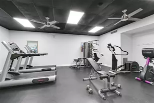 450 Briarwood Cir, Hollywood, FL 33024 - Photo 52