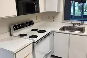 7281 Amberly Ln, Delray Beach, FL 33446 - Photo 2