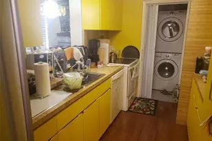 19720 NE 10th Ct, Miami, FL 33179 - Photo 6