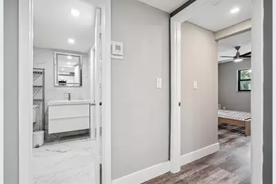 1000  River Reach Dr, Unit #310, Fort Lauderdale, FL 33315 - Photo 16