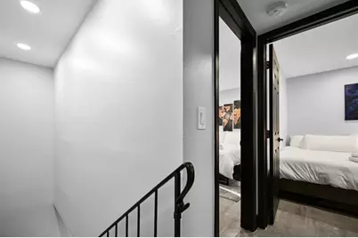 621 NE 28th St, Wilton Manors, FL 33334 - Photo 54