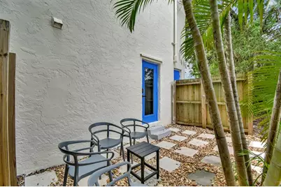 621 NE 28th St, Wilton Manors, FL 33334 - Photo 68