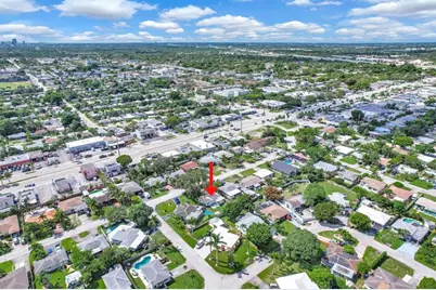 261 NE 45th St, Oakland Park, FL 33334 - Photo 24