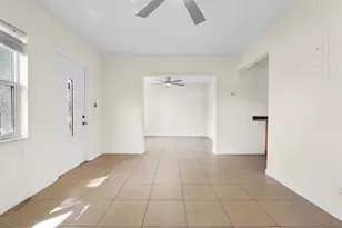 261 NE 45th St, Oakland Park, FL 33334 - Photo 58