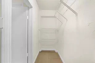 261 NE 45th St, Oakland Park, FL 33334 - Photo 42