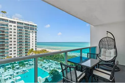 2301  Collins Ave, Unit #1015, Miami Beach, FL 33139 - Photo 1