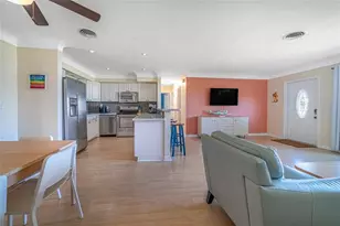 608 NE 24th Ave, Pompano Beach, FL 33062 - Photo 8