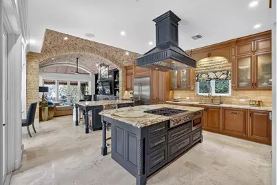 2630  Barcelona Dr, Fort Lauderdale, FL 33301 - Photo 14