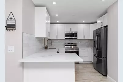 2002 SW Natura Blvd, Unit #D, Deerfield Beach, FL 33441 - Photo 4