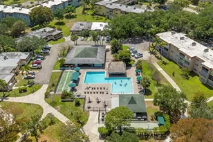 2002 SW Natura Blvd, Deerfield Beach, FL 33441 - Photo 28