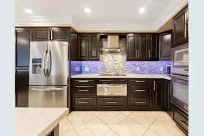 615  Bayshore Dr, Unit #105, Fort Lauderdale, FL 33304 - Photo 10