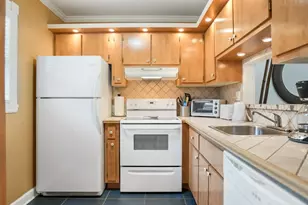 4331 NW 16th St Unit, Fort Lauderdale, FL 33313 - Photo 10