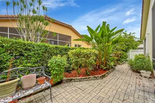 5791 NW 48th Dr, Coral Springs, FL 33067 - Photo 8