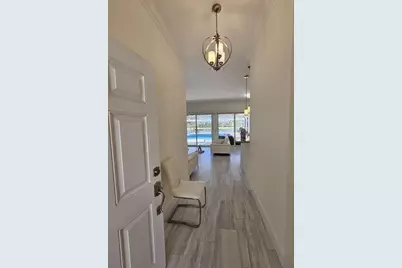 1025  Bedford Ave, Palm Beach Gardens, FL 33403 - Photo 4