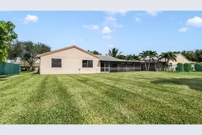 15600  Huntridge Rd, Davie, FL 33331 - Photo 40