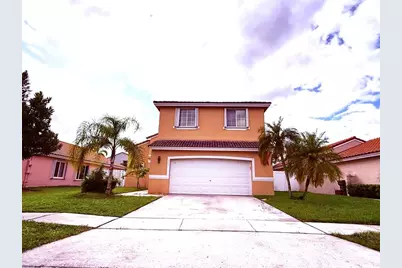 322 SW 193rd Ave, Pembroke Pines, FL 33029 - Photo 2
