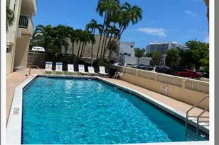 900 NE 18th Ave Unit, Fort Lauderdale, FL 33304 - Photo 8