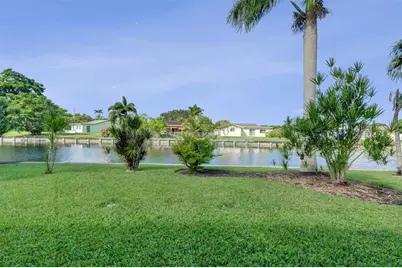 7003 NW 95th Ter, Tamarac, FL 33321 - Photo 36