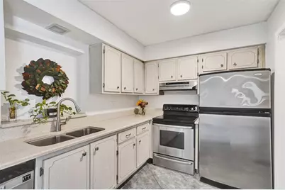 7003 NW 95th Ter, Tamarac, FL 33321 - Photo 14