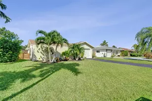 7003 NW 95th Terrace, Tamarac, FL 33321 - Photo 4