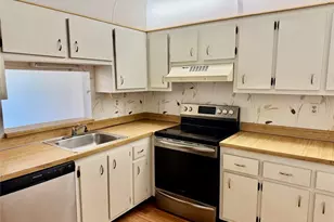 1810 N Lauderdale Ave, North Lauderdale, FL 33068 - Photo 12