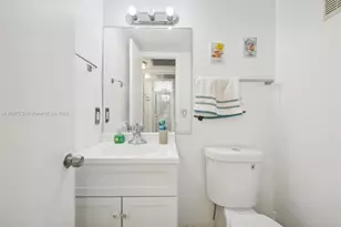 3014 Oakridge A, Deerfield Beach, FL 33442 - Photo 14