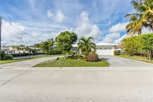5601 Bayview Dr, Fort Lauderdale, FL 33308 - Photo 32