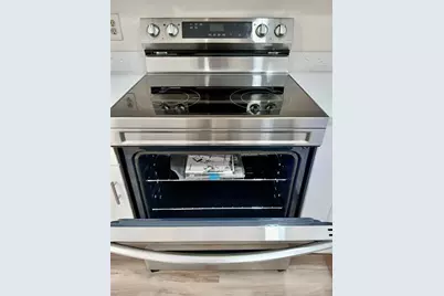 4131  Oak Terrace Dr, Unit #4131, Greenacres, FL 33463 - Photo 8