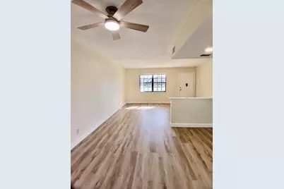 4131  Oak Terrace Dr, Unit #4131, Greenacres, FL 33463 - Photo 14
