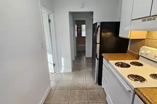 1100 NE 12th Ave, Fort Lauderdale, FL 33304 - Photo 4