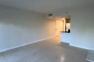 505 NE 20th Ave, Deerfield Beach, FL 33441 - Photo 2