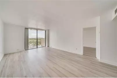 2350 NE 135th St, Unit #1212, North Miami, FL 33181 - Photo 4