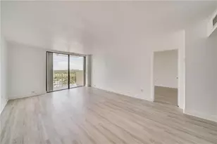 2350 NE 135th St, North Miami, FL 33181 - Photo 4