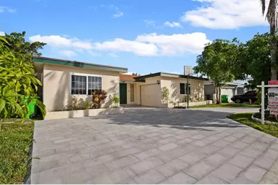 10331 NW 24th Court, Sunrise, FL 33322 - Photo 1