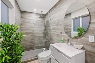 4311 NE 15th Ave, Oakland Park, FL 33334 - Photo 10